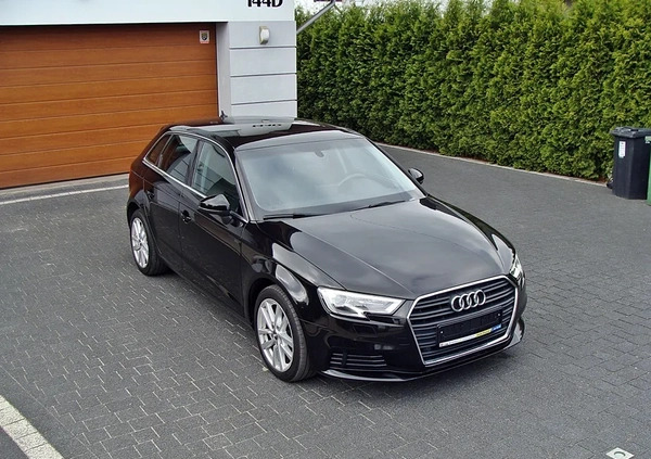 Audi A3 cena 68990 przebieg: 166000, rok produkcji 2019 z Zawiercie małe 379